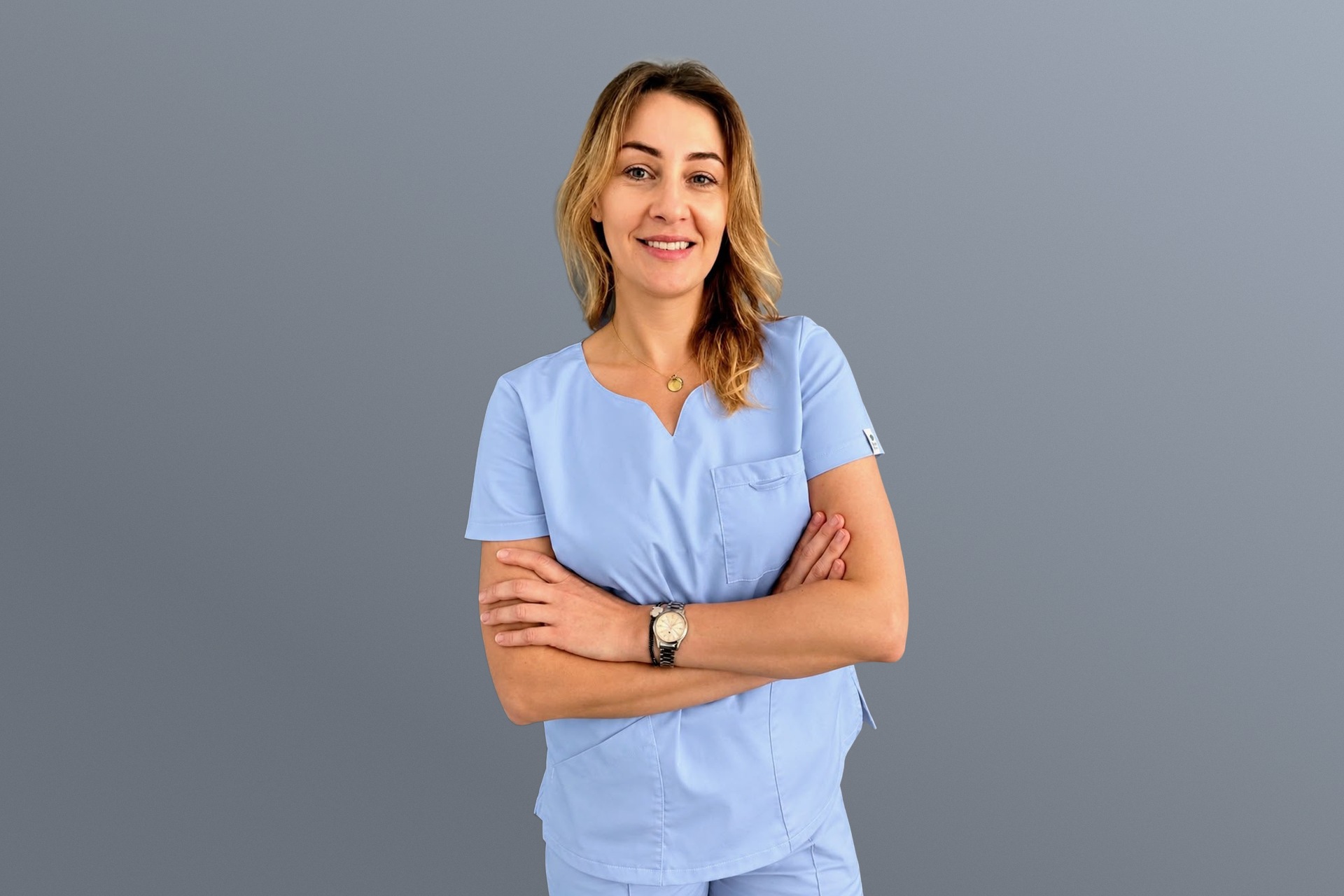 Weronika Gargała-Tekiela - higienistaka stomatologiczna przy pracy